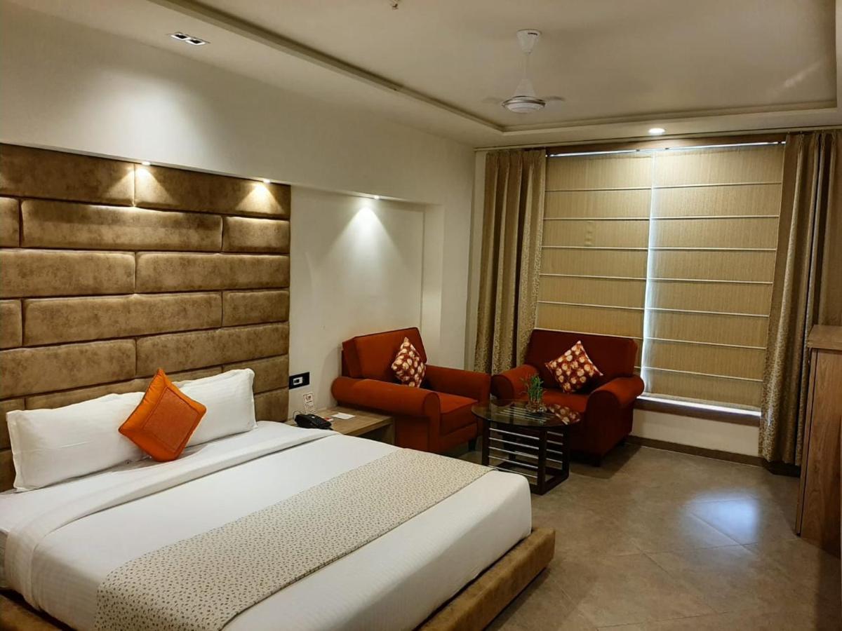 Park Avenue And Resorts Sikar Exterior foto